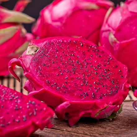 【某朴6折】红心火龙果，很甜，很好吃约（200g-300g）/个