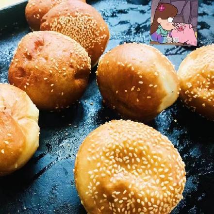 周三送货【当日烘焙】“八市惠源面包店”芋泥咸蛋黄面包*2个